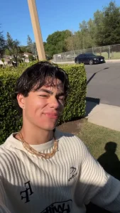 how old is malachi barton