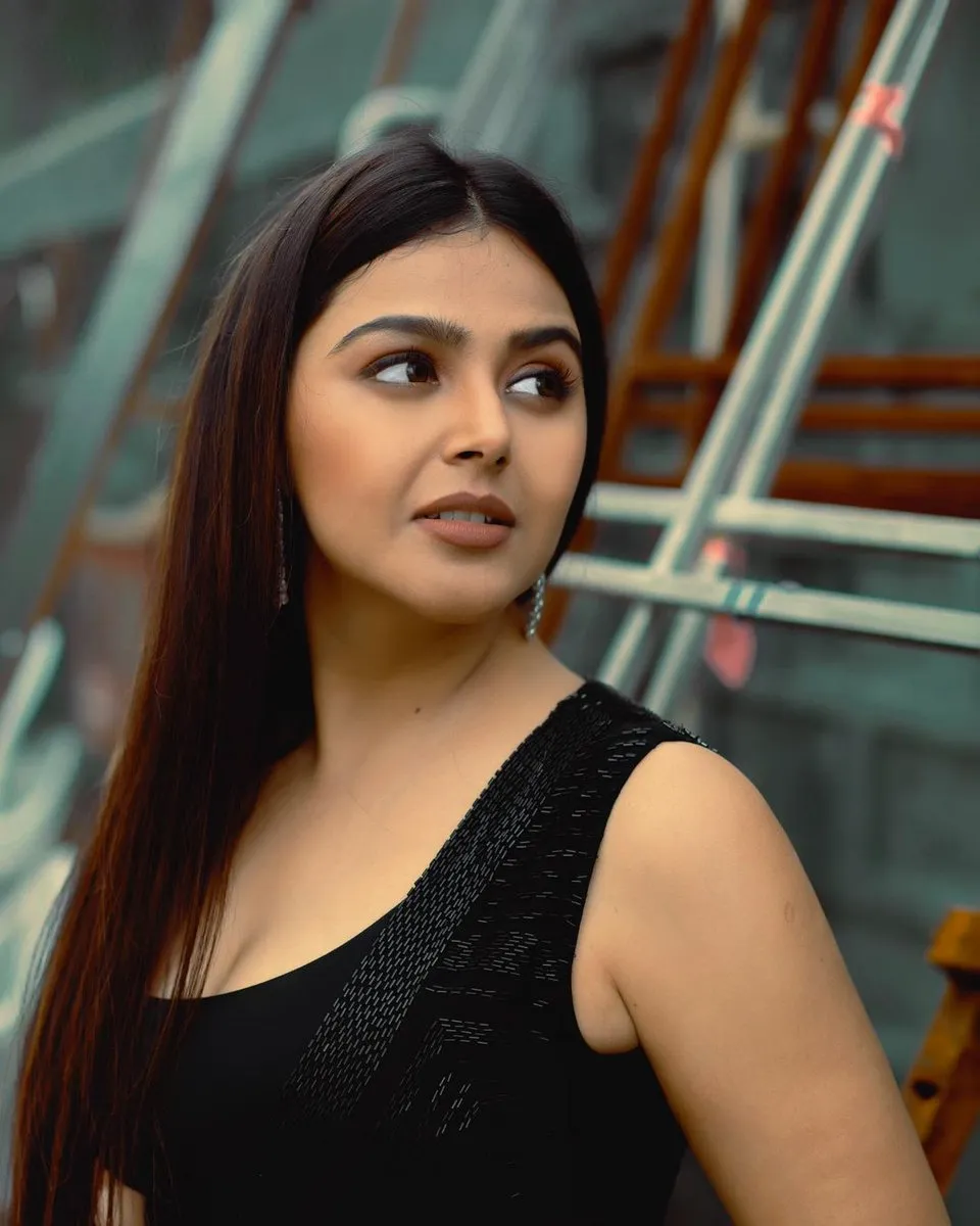 monal gajjar