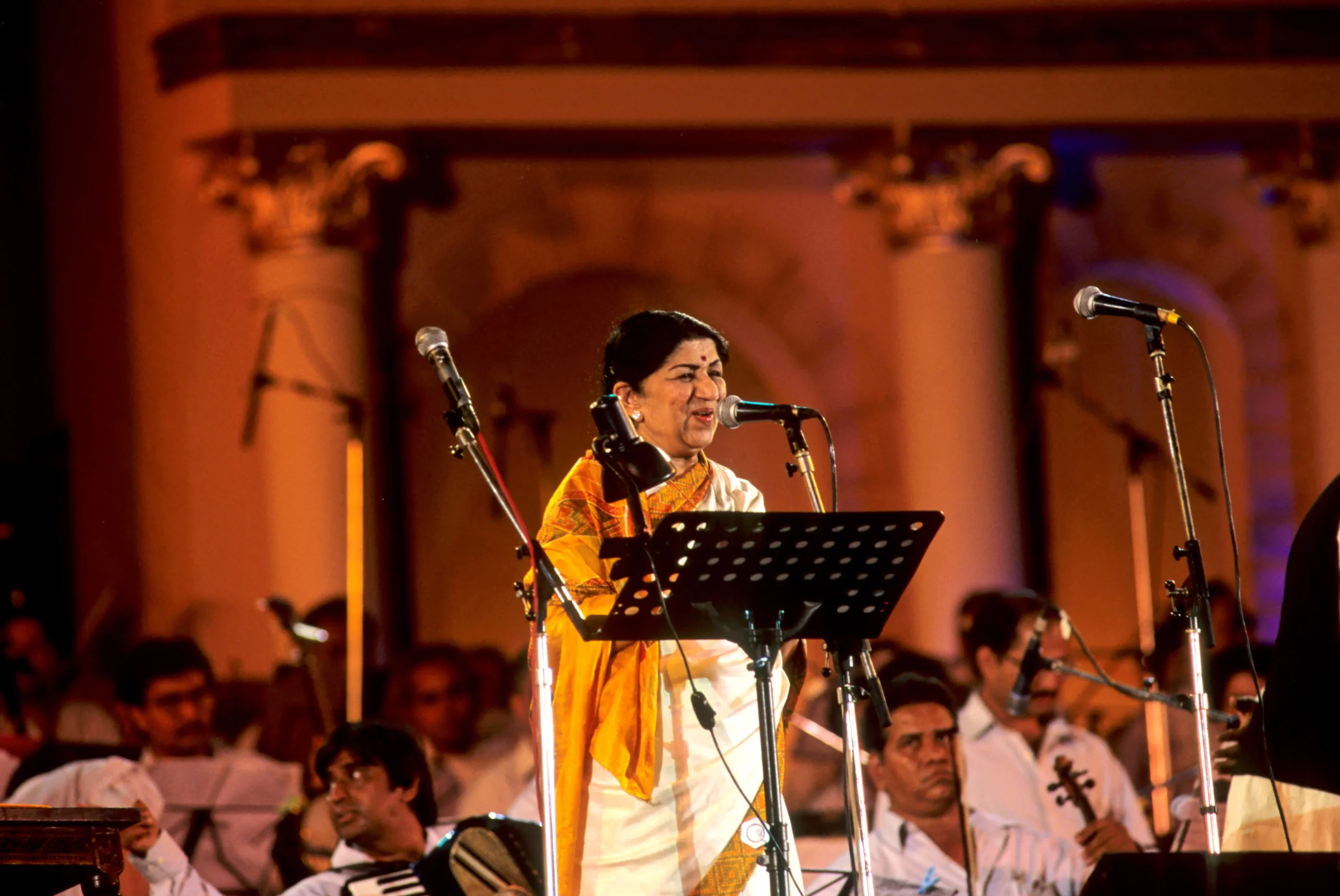 lata mangeshkar
